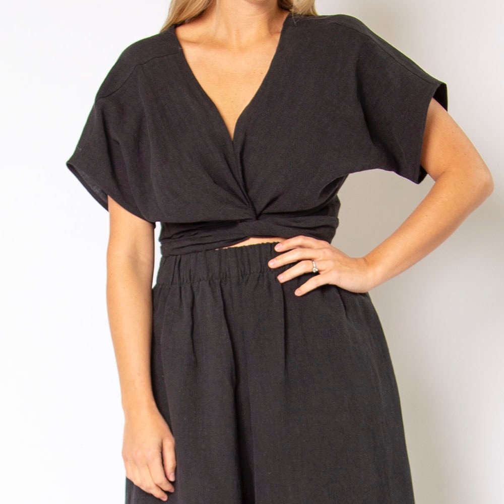 Hackwith Design House Short Sleeve Tie Top